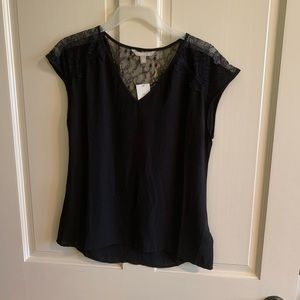 Black shirt with lace back